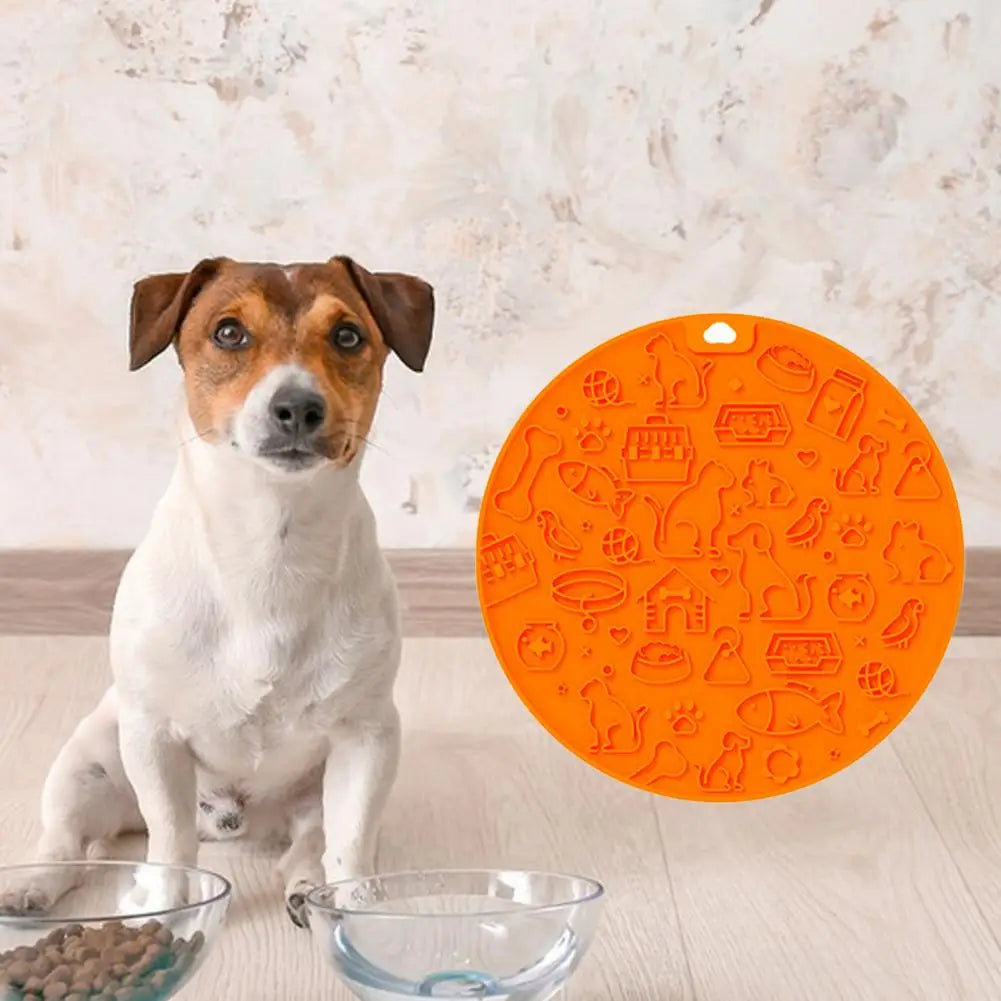 Convenient Silicone Licking Food Mat Dog Feeding Pad